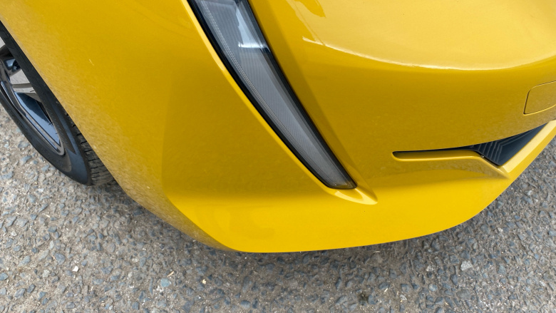 Peugeot 208 1.2 PureTech 100 Allure Premium + 5dr Petrol Hatchback